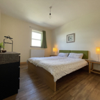 Bedroom_2.jpg