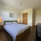 Bedroom_1.jpg